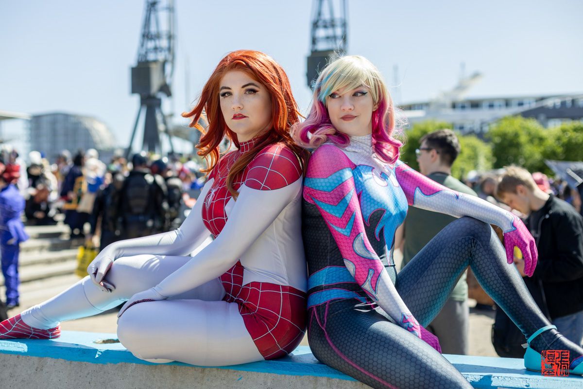 FoodAndCosplay's tweet image. Spinneret &amp;amp; Spider-Gwen 

Cosplay by Sammie Dodger Mines &amp;amp; Bekz.xx
Photos by Food And Cosplay 
Taken at MCM Comic Con London 23 

#cosplay #spiderverse #spinneret #maryjane #spinneretcosplay #maryjanecosplay #mjwatson #spiderman #marvelcosplay #marvel #marvelcomics #spidergwen