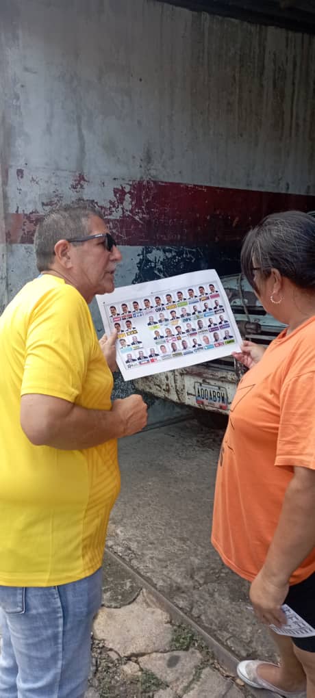 DrFilibertoPJ's tweet photo. Las caminatas no es para dar una demostración de fuerza política, qes para ir casa x casa, enseñando a los vecinos como deben votar el próximo 28 de Julio por Edmundo González Urrutia, no podemos perder tiempo ni derrochar los esfuerzos de todos en Unidad, la movilización es hoy. https://t.co/ZeA09ld0Hu
