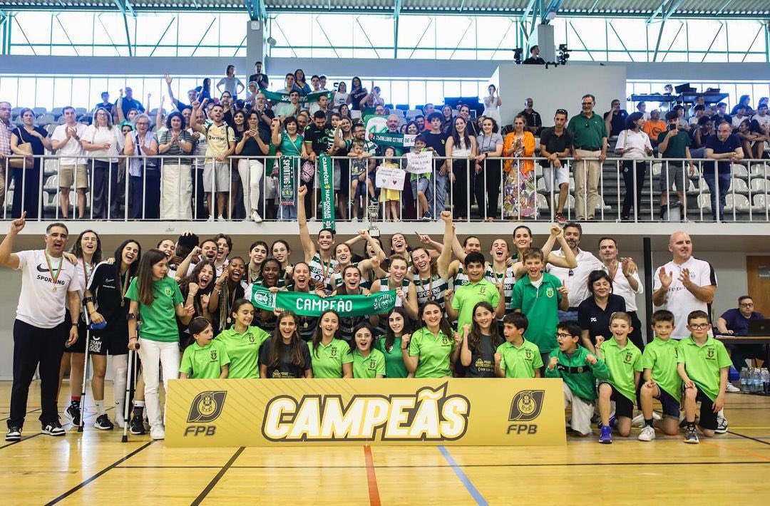 SCPModalidades's tweet photo. Campeãs Nacionais da 2.ª divisão 🏆

As Leoas do #BasquetebolFemSCP venceram o CD Póvoa por 49-72 e conquistaram o campeonato 👏 https://t.co/AGhnkSCeer