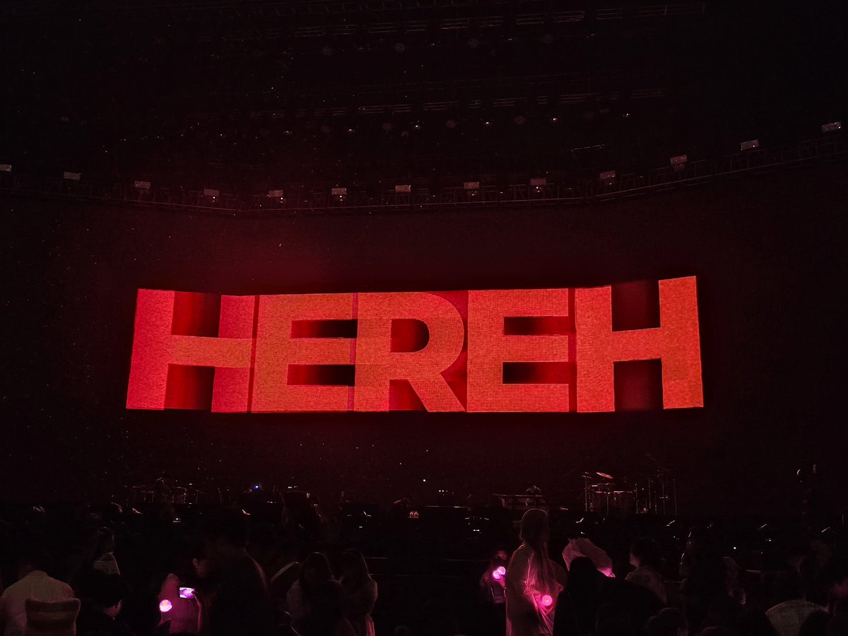marumaruPH's tweet photo. Thank you IU! Despite the hot weather, it was all worth it. I’m looking forward to seeing you for a 3rd time here in Manila 😊#HEREH_WORLD_TOUR_IN_MANILA https://t.co/hV2IbxavN0