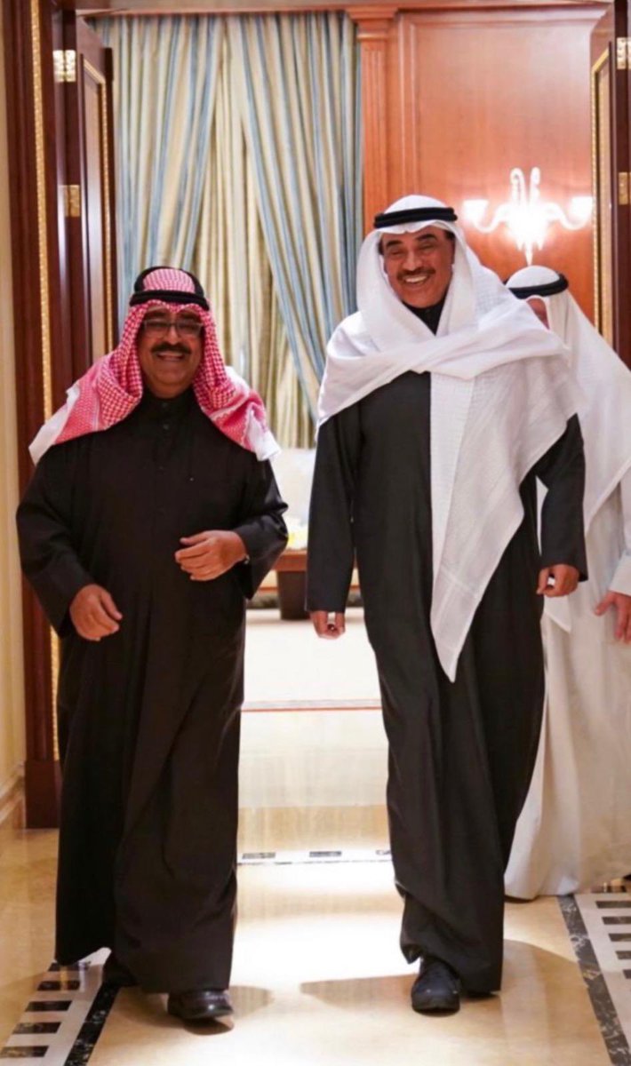 m__alkharafi's tweet image. نهنئ ونبارك لسمو #الشيخ_صباح_الخالد_الصباح 
تعيينه ولياً للعهد ونيلة ثقة حضرة صاحب السمو أمير البلاد #الشيخ_مشعل_الاحمد_الصباح 
نسأل الله ان يعينه على حمل الامانة وان يوفقه لما فيه الخير والصلاح للبلاد والعباد 🇰🇼
#الكويت 
#ولي_العهد