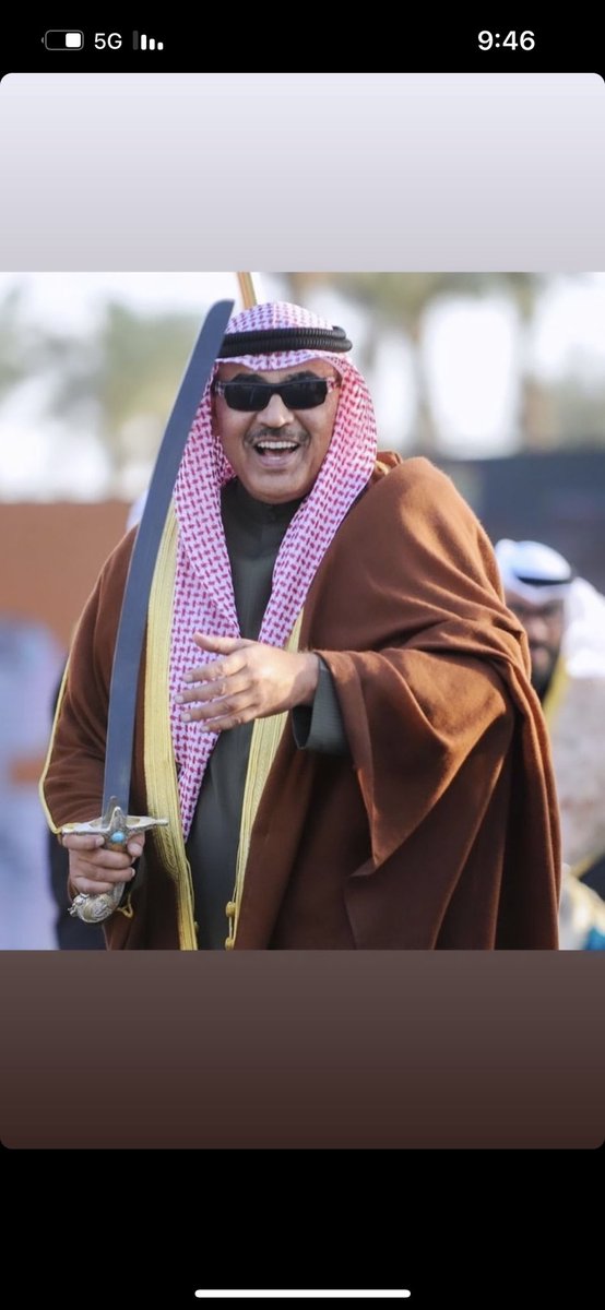 يا سيدي صباح لك من الولا 
اللي براهينه فعل ماهو كلام 

حنا نبادلك المحبه و الغلا
في كل يوم وكل ليل وكل عام 

 #صباح_الخالد