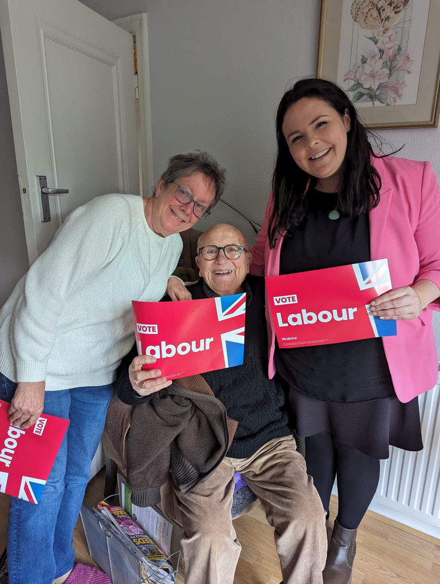 claire_tigher's tweet photo. Brilliant to speak to voters in Ashford today about what changes they want to see across Spelthorne. Ken said he can’t wait to vote Labour on 4 July🗳️🌹

👉Still time to register to vote (and even register for postal vote!) https://t.co/osIkaNMwys #VoteLabour https://t.co/xMmOhIFurh