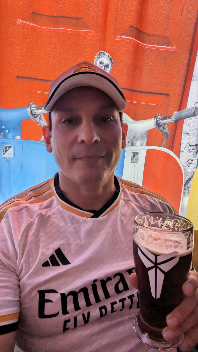 RulotheTank13's tweet photo. Venga Merengues #halamadrid #UEFAChampions https://t.co/DZxxOFdUT3