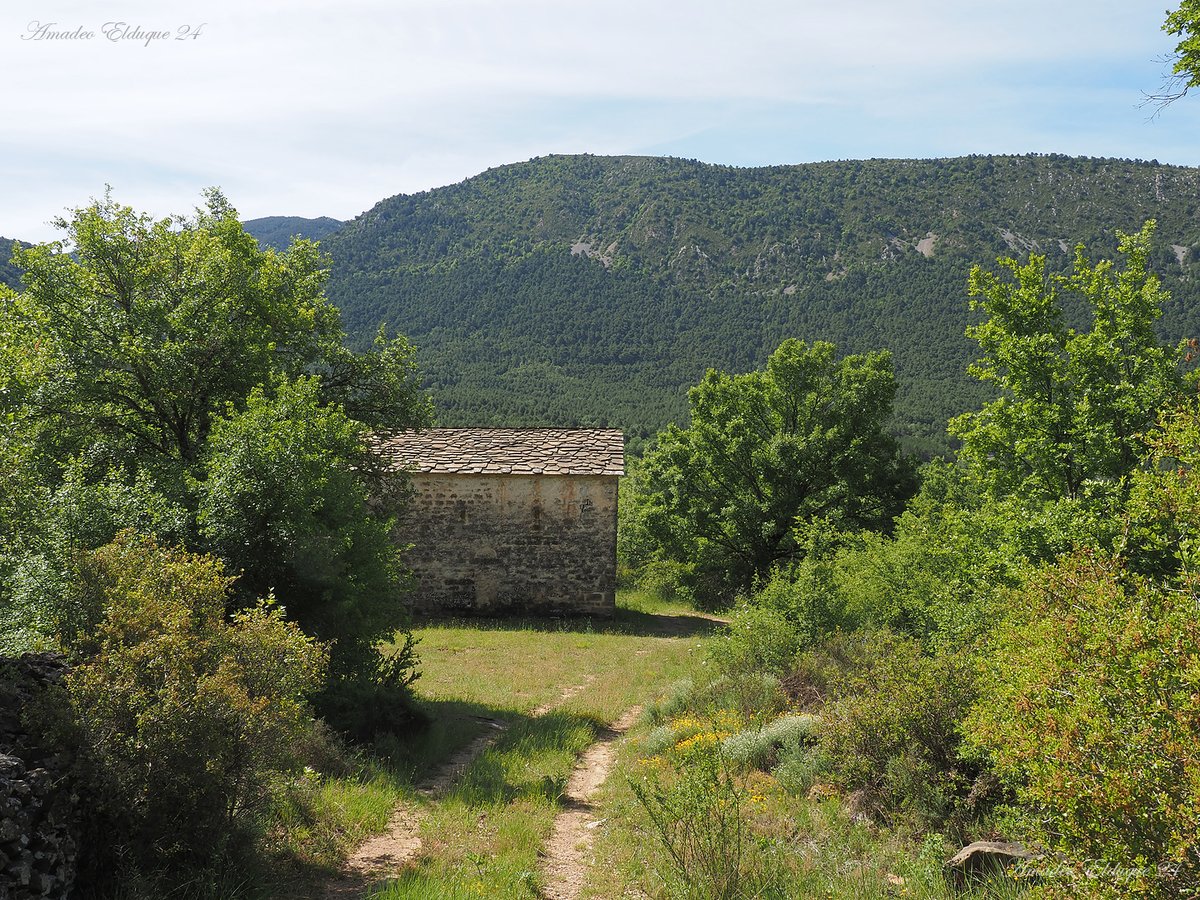 aelduque's tweet photo. Ermita de San Juan...
#Rasal #HoyadeHuesca, #Aragón, #Spain. https://t.co/2nsXEJbQ2H