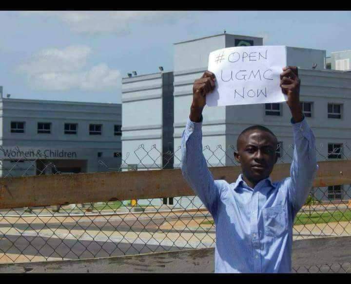 AnsahQwamena's tweet photo. It took this guy Sekyi-Brown Reginald's protests for Akuffo Addo to open the UGMC. Today, some fools from their side want to take credit for this.. https://t.co/v4wJXsJ2aP