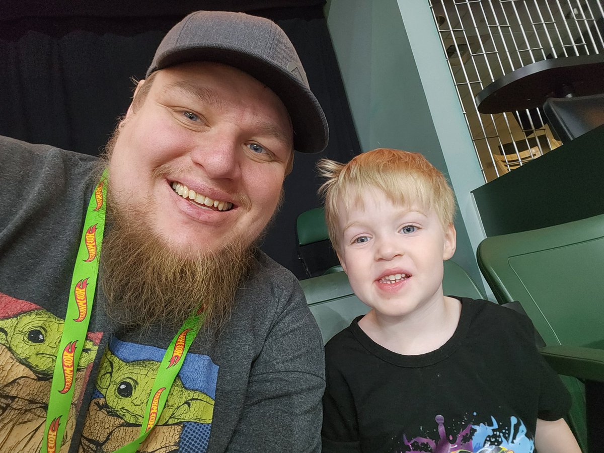 Mystorieman's tweet photo. Father and son day! So excited to see all of our favorite monster trucks! #HotWheelsMonsterTruckLive https://t.co/0LnYecSV01