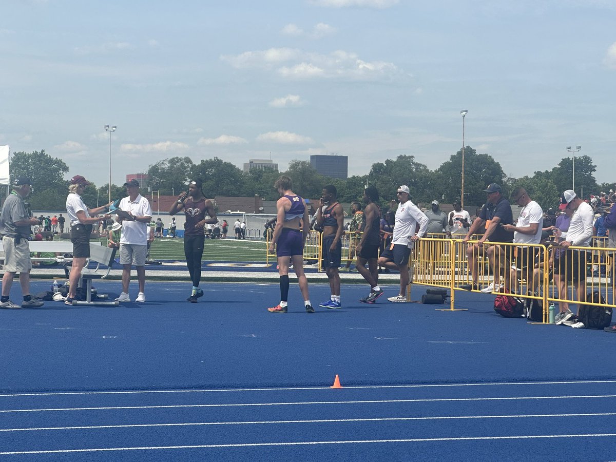 State Track Update:  Delton Wright remains in the final 6 in the High Jump with the bar moving up to 6’7”.  #AllOhio