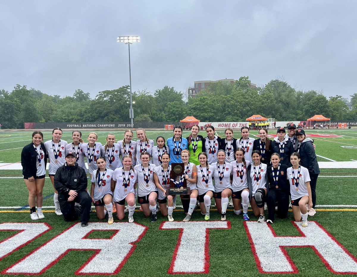 Edwardsville618's tweet photo. 🎉⚽️ Congratulations, Edwardsville Lady Tigers Soccer! ⚽️🎉

We are incredibly proud of our girls for bringing home the fourth place trophy at the IHSA State Tournament! Your talent and hard work have shone brightly all season! 🐾

#HUSTLE #GoTigers https://t.co/3Vozl0Lsf4