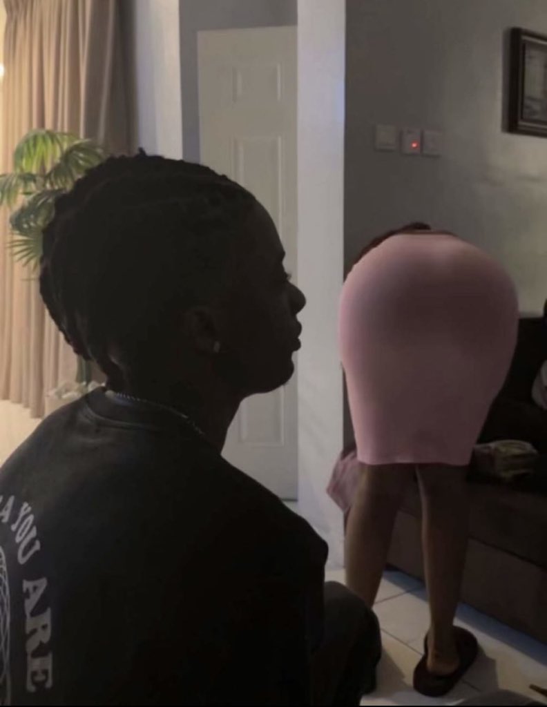 iamDebrah🟡 tweet media