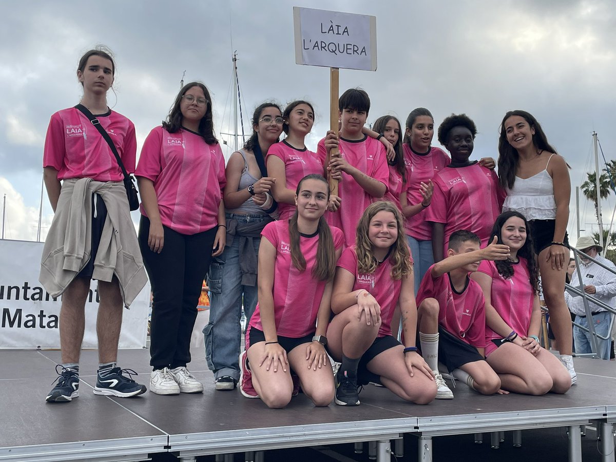 #JocsEscolars Enhorabona a l’alumnat de secundària de <a href="/InsThos/">INS Thos i Codina</a> <a href="/INS_Campeny/">INS DAMIÀ CAMPENY</a> <a href="/inslaialarquera/">Ins Laia l'Arquera</a> <a href="/insbiada/">Ins Miquel Biada</a>. 
Gràcies <a href="/Rubenvivesba/">Rubén</a> per la gran tasca feta en el lleure educatiu de secundària. Amb una pandèmia pel mig i una gran constància!
