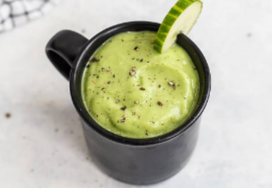 KristenJakobitz's tweet photo. Did you know that in addition to being a great source of monounsaturated fats, #avocados are also a good source of #fiber? 

Mash them into guacamole, add slices to salads for creaminess, or blend into a refreshing #smoothie...like this #recipe: https://t.co/QrI634V2fv #health https://t.co/PcdUJB9PWH