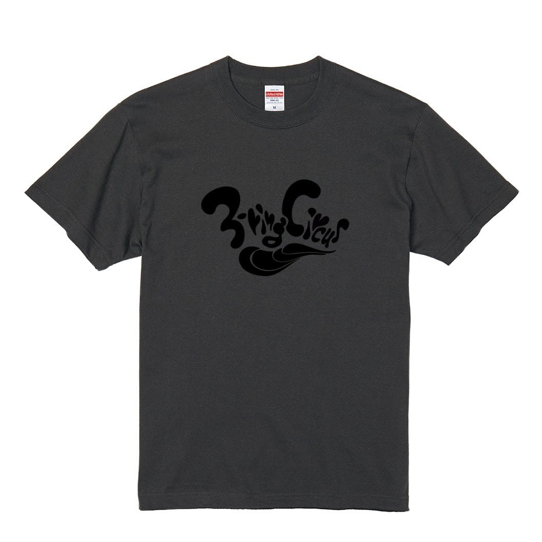 Circus3ring's tweet photo. 〜グッズのご案内〜

Tシャツは3パターン。
サイズはS.M.L(黒黒のみSは在庫切れ) 各¥2.000

トートバッグ¥1.500

お買い求めはライブ会場にて。
コレから夏に向けて1枚、いや色違いも含め何枚か、、いかがでしょうか？

#スリーリングサーカス
#3rC
#高田馬場サニーサイド https://t.co/7KLTIXrRdG
