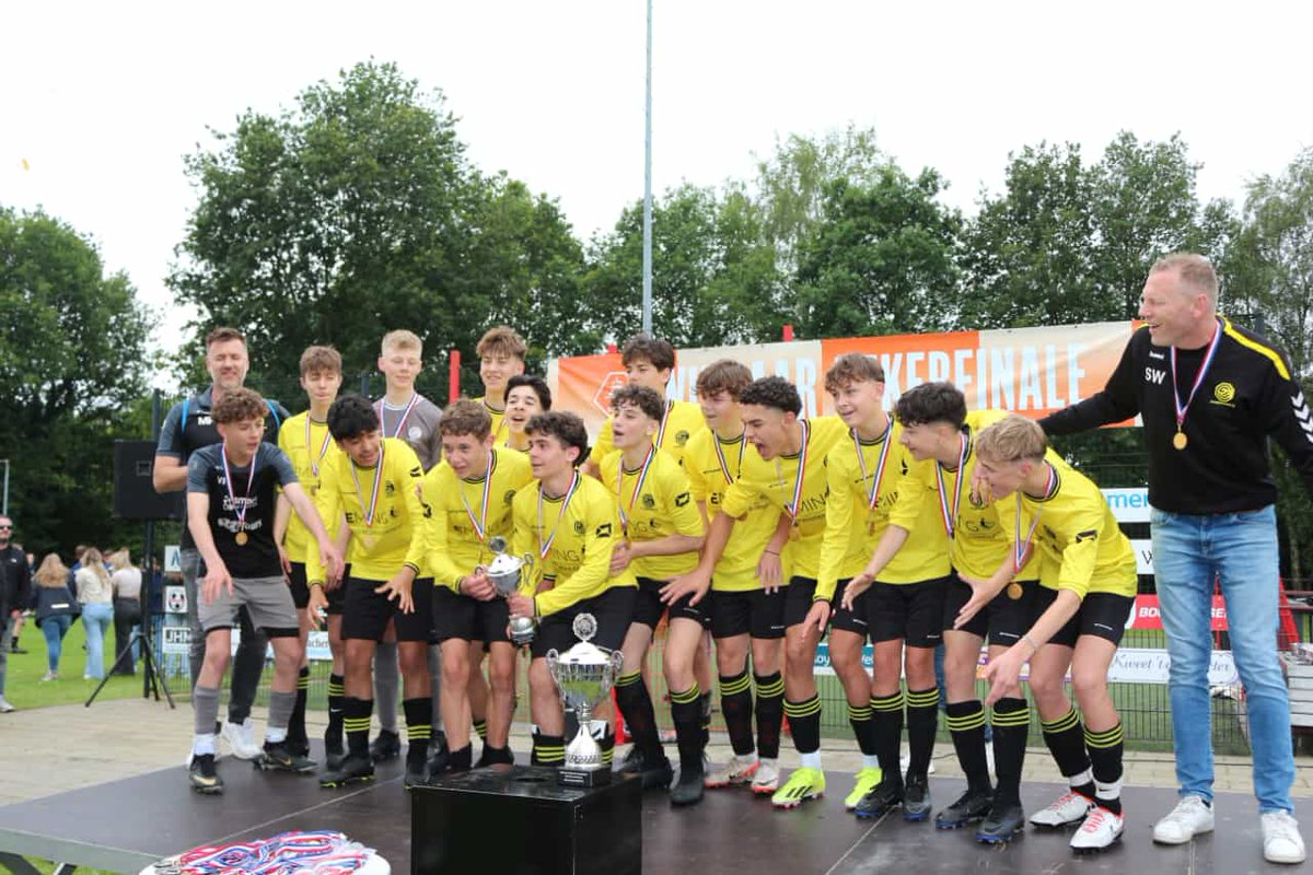 SV Colmschate '33 tweet media