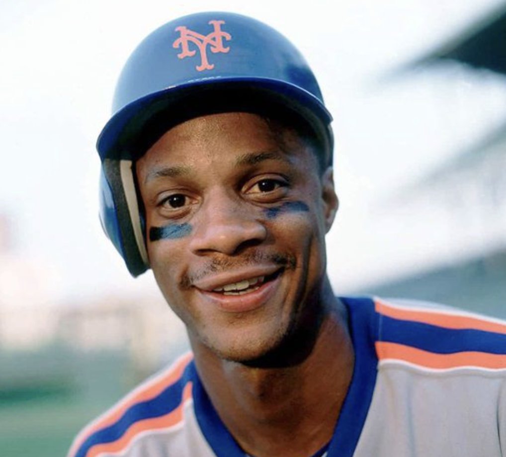TitchGS's tweet photo. Settled in for Darryl Strawberry's number retirement! An absolute icon, slugger, an incredible player and @Mets hero! Wishing a great day to Darryl and all his family, @jordanstraw11 
#Straw18 #Mets #MetsTwitter #DarrylStrawberry #Number18 #LGM 🇬🇧 https://t.co/JLUwITlSVU
