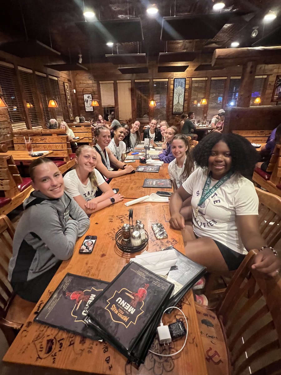 BHSDogsTrack's tweet image. Our girls placed 5th as a TEAM! Our highest finish in school history! 
 
#bulldogproud