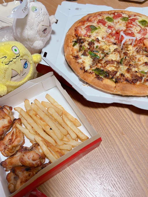 これは昨日寝落ちて上げられなかった、運動会お疲れ様ピザパーティ 