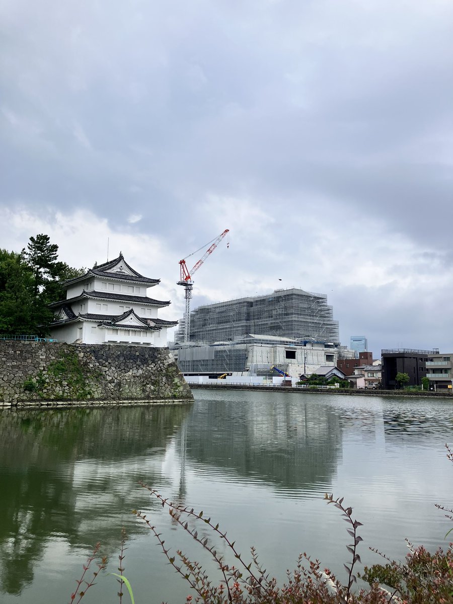 n363363's tweet photo. 日曜日 #朝ラン 、地下鉄名古屋城駅→ #ドルフィンズアリーナ → #名古屋城 周回🏯→ #愛知縣護国神社 ⛩️→#名古屋城 周回→ #名城公園 で終了。
#マラソン女子
#隠岐の島ウルトラマラソン2024 
#あと2週間
#隠岐の島ウルトラマラソン #100kmの部
#nikeplus
#Onfriends #On
#adidas #SupernovaSolution https://t.co/mYBrDM7TRP