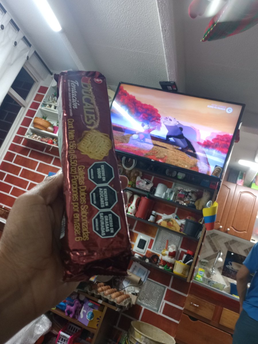 vianduc's tweet photo. @DucalesEsMagia tarde de tus pelis favoritas en la mejor compañía. 😋😋😋 https://t.co/4pK80Nuh22