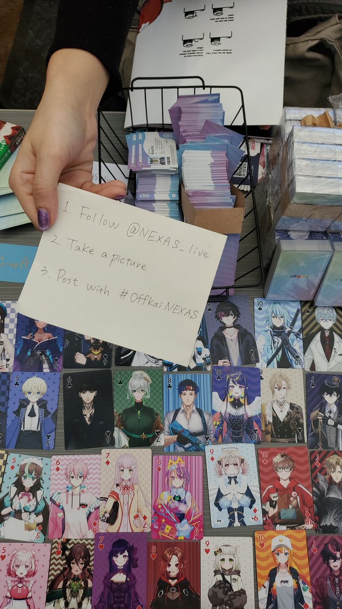 emCee tweet media