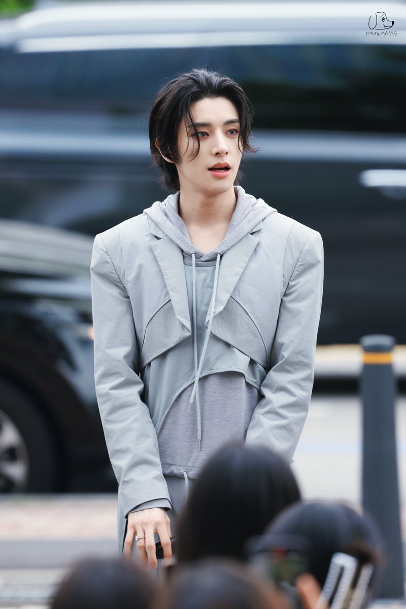 NaurWay1115's tweet photo. 240530
Mini Fanmeeting 

#ENHYPEN #JAKE #沈载伦 #제이크 #ジェイク #엔하이픈 https://t.co/nDeymZOJ2e