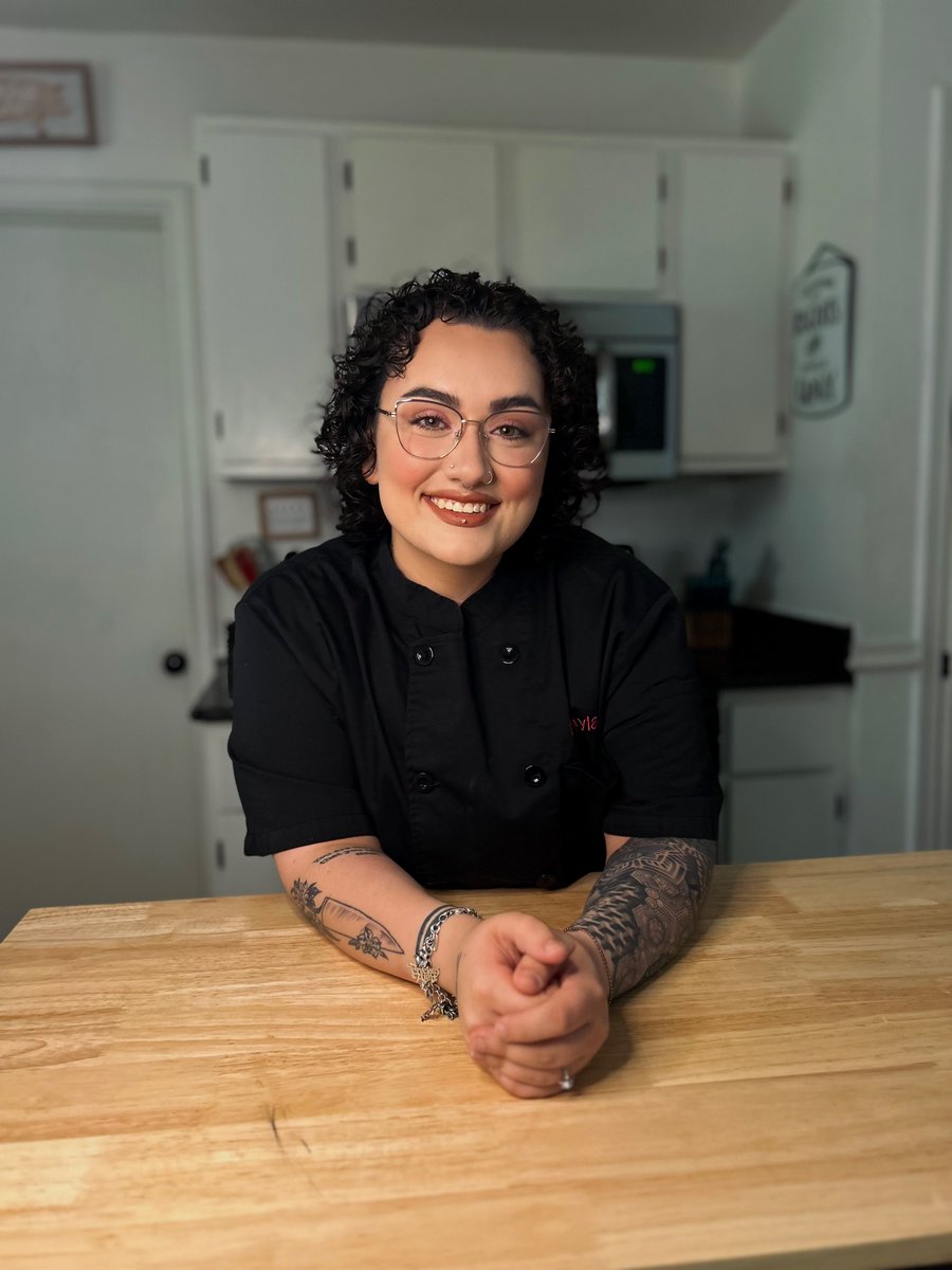 makkjw's tweet photo. officially a MASTERED CHEF! educated, graduated, and ready for the next journey. 👩🏻‍🎓
cookbook coming soon… 👩🏻‍🍳 https://t.co/wnVNCUXcre