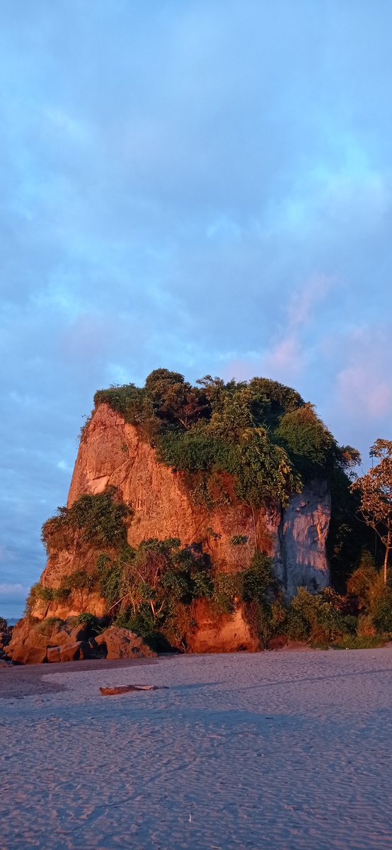 gusmontenegro's tweet photo. El país de la belleza comienza en Nariño y en Nariño la belleza nace y atardece en Tumaco. https://t.co/tc3fWF37IX