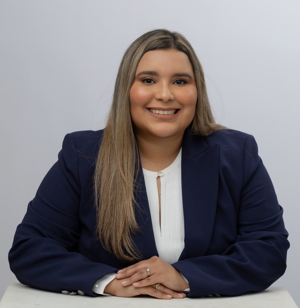 elviarecarte's tweet photo. Hi #MedX #MedTwitter . My name is Elvia Recarte and I’m an IMG from Honduras 🇭🇳. I’m thrilled to join #match2025 where I can continue to expand on my skills providing healthcare in underserved communities!  I can’t wait to start the process! #LatinasInMedicine #ProjectIMG https://t.co/IhYokXj1Rj