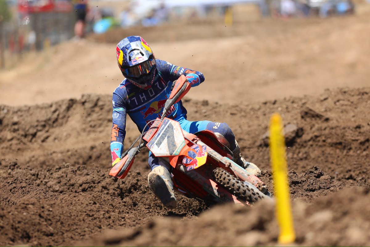 RMFantasySX's tweet photo. Here are your finishers for Hangtown, what an amazing finish!
1. Chase Sexton
2. Hunter Lawrence
3. Aaron Plessinger
4. Justin Cooper
5. Jason Anderson
#motocross #rmfantasymx https://t.co/INJ7biwEFU