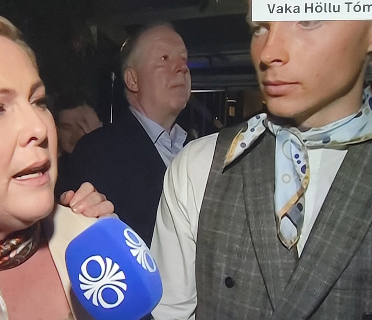 Maðurinn á bakvið tjöldin. Gummi Hrafnkels. Loksins í mynd. Minn maður er orðinn þreyttari en eftir nokkurn landsleik. #forseti24