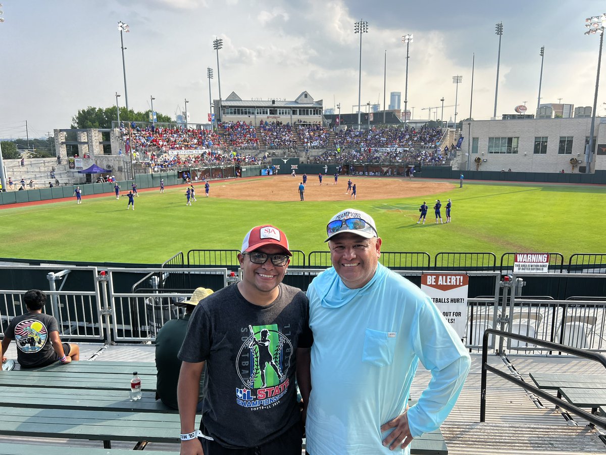 What a day of softball in Austin... <a href="/Calallen_SBall/">Calallen Wildcats Softball</a> wins their second straight title, Harlingen South made history while Weslaco became the first RGV softball team to win a state title... amazing. #MadeForJune
