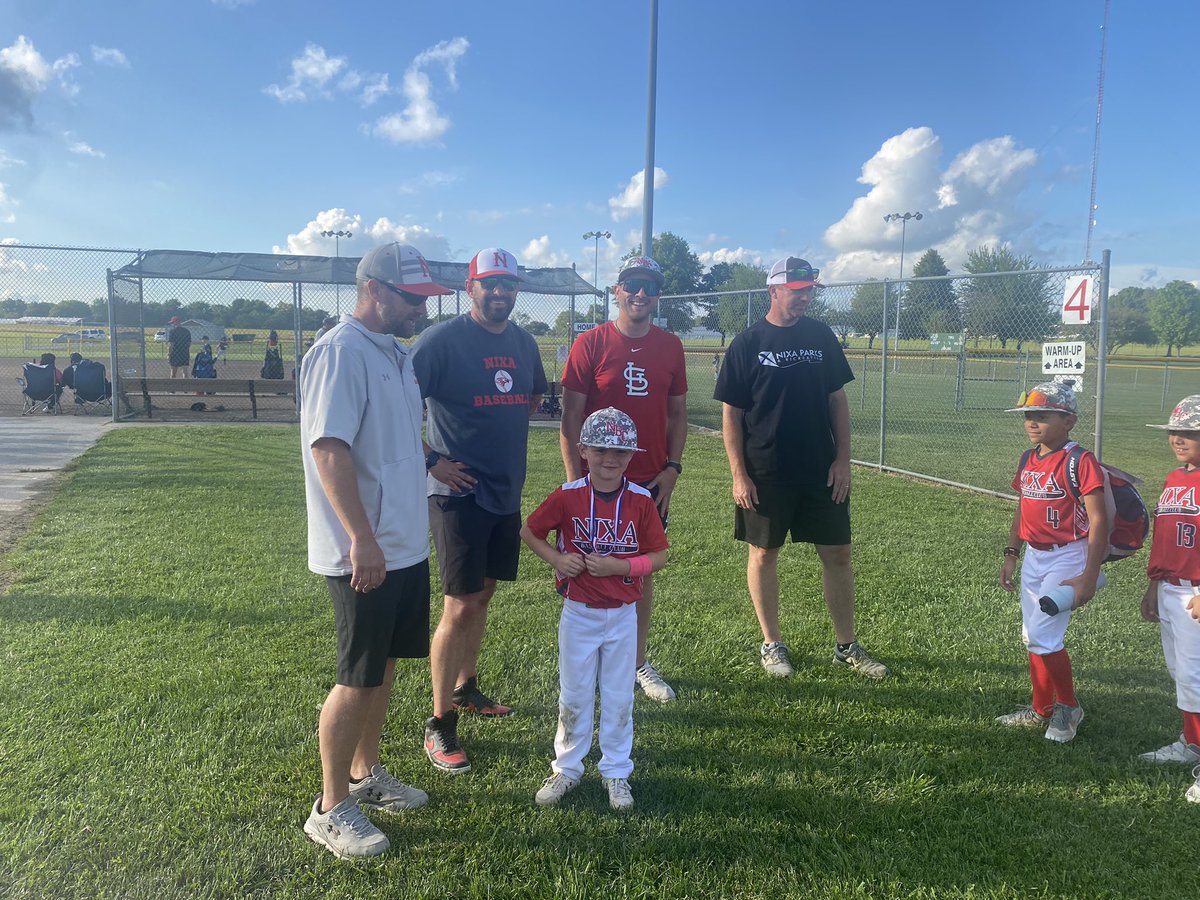 Worleys2011's tweet photo. Nixa 8u grey team are champions this weekend! Congratulations boys!! #3-0, #0ismyfave https://t.co/oWuuKsdcmx