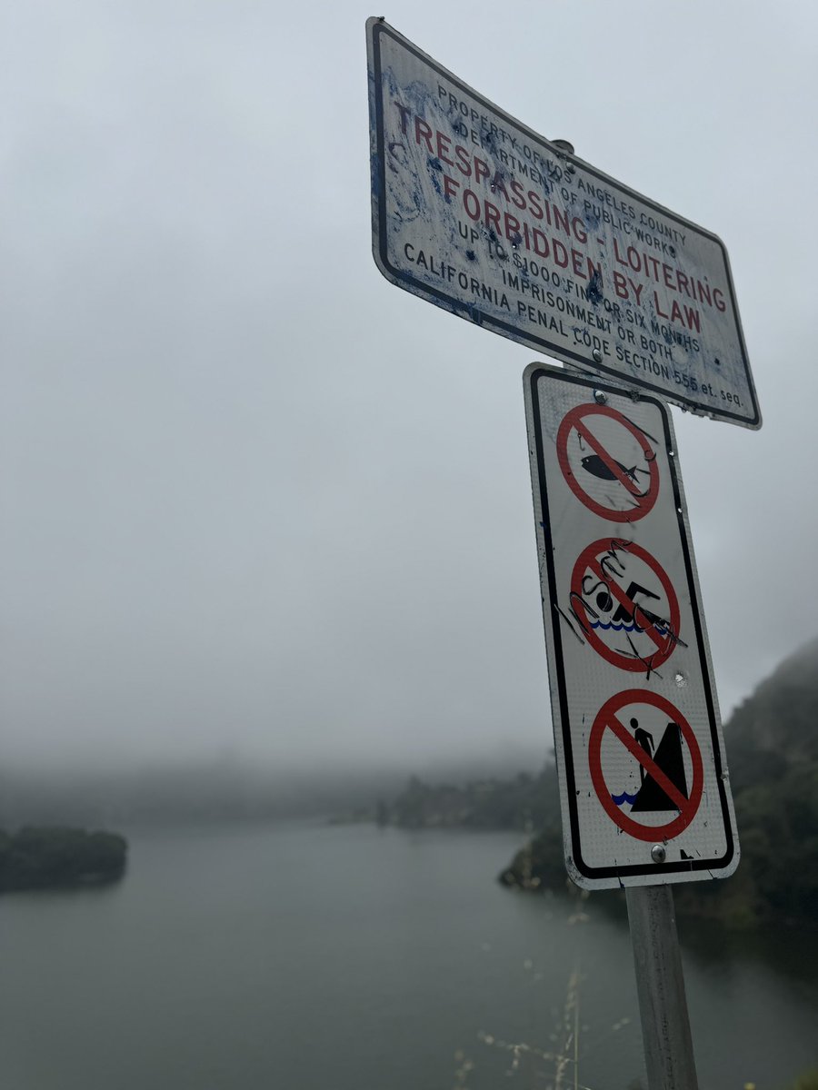 alvaarez05's tweet photo. I love spontaneous things 😮💨 decided to head up to the mountain’s & go camping last night and it’s officially off the bucket list 😍📍 #NoService #Justmental https://t.co/IYeiP5Z8RR
