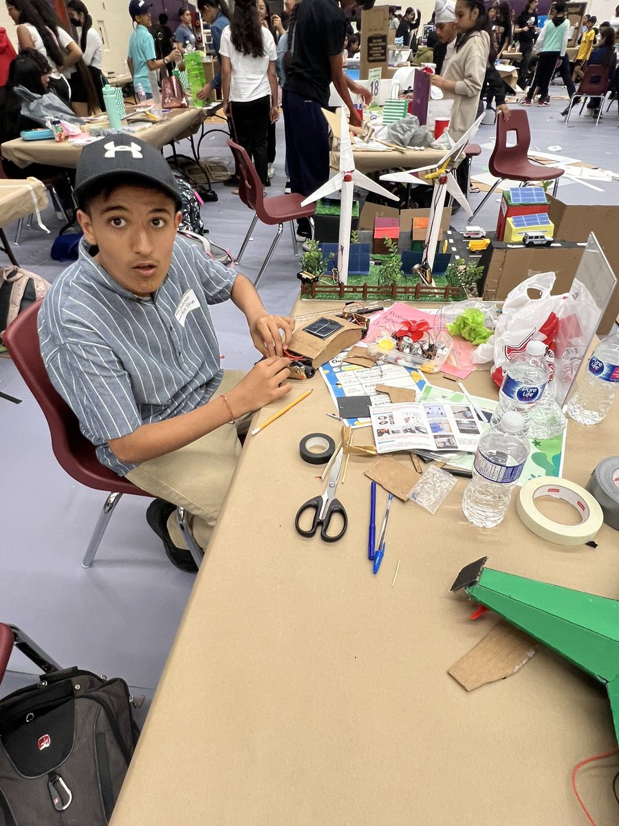 Lola Gayle (@gayle_lola) on Twitter photo SDG <a href="/HMBSSBlizzards/">Harold M. Brathwaite</a> & <a href="/PeelSchools/">Peel District School Board</a> on May30, 2024. Here are the students in action! SDG Change Challenge Day! SDG <a href="/HMBSSBlizzards/">Harold M. Brathwaite</a> & <a href="/PeelSchools/">Peel District School Board</a> on May30, 2024. Here are the students in action! SDG Change Challenge Day!