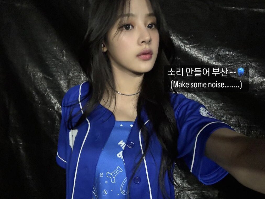 I took an abundance of photos as we graced the stages of numerous universities. It's festival season, and we've been honored with invitations to many campus events, serenading our cherished fans with their favorite melodies. What an exhilarating and heartwarming experience! ♥︎