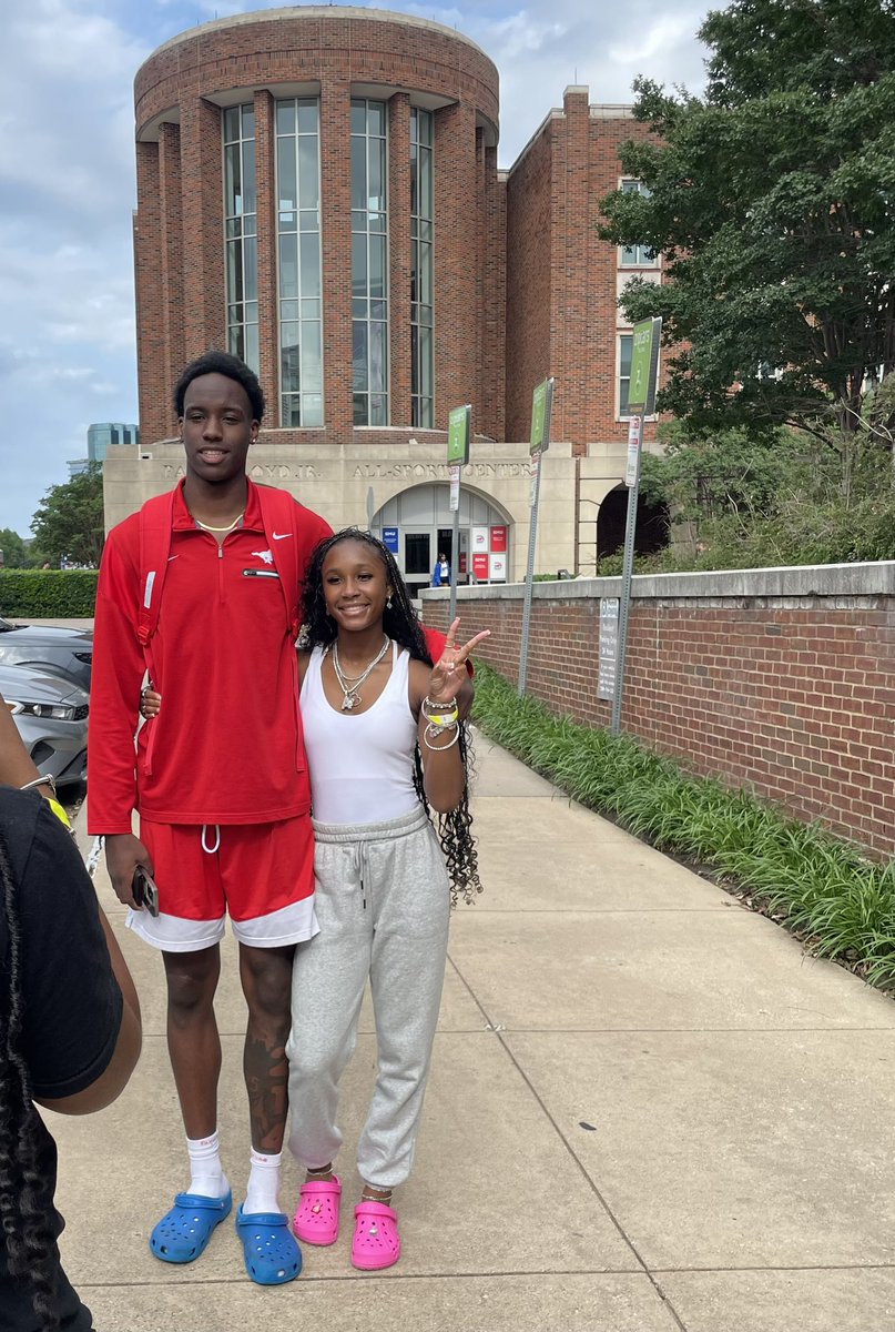 Daphne Taylor (Ms. D) tweet media