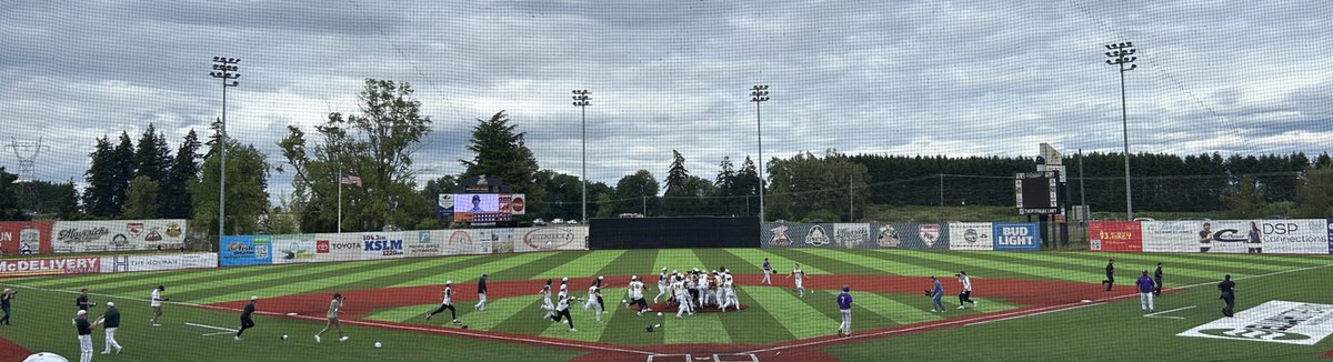 Centralia College Baseball (@centralia_bsb) on Twitter photo Congratulations to #FutureBlazer <a href="/Mitchell_Rowe42/">Mitchell Rowe</a> and the <a href="/WLlionbaseball/">West Linn Baseball</a> program on their third straight Oregon 6A State Championship! Congratulations to #FutureBlazer <a href="/Mitchell_Rowe42/">Mitchell Rowe</a> and the <a href="/WLlionbaseball/">West Linn Baseball</a> program on their third straight Oregon 6A State Championship!