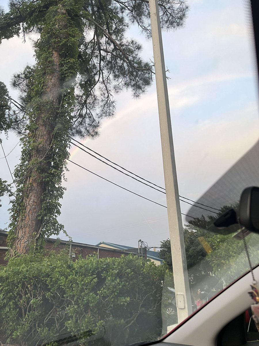 I saw a rainbow today on my way home! I wasn’t able to get a great picture of it, but I had to try at least 🙂 What a nice start to Pride month!

Happy Pride! 🏳️‍🌈🏳️‍⚧️