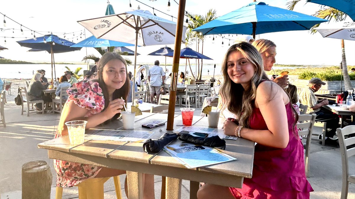 Jungkunst2025's tweet photo. Quick dinner break at the beach with @Danidavis2025 after studying for finals. 📚 check out her 🥎 profile, an amazing player!
@GAcademyLeague
@LISoccerClub
#BeAPlayerNotAPosition #Playmaker #ImpactPlayer #Classof2025
@LISoccerClub
@GAcademyLeague
#GATalentID #NewsdayTop100⚽️ #AllLeague #MVP #GATeamRep #NationalHonorSociety
@KbergAthletics
#Hofstra2029 @riddi21 @HofstraWSOC
@TopPreps
@ImYouthSoccer
@ImCollegeSoccer
@SoccerMomInt
@SunilSunderRaj3
@joseant1890
@YAthletesF
@TAProfileAPP
@thecoachstrayer
@TRCPodcast_
@SSN_NCAASoccer
@UWAA_United
@HofstraWSOC
@riddi21
@NewsdayHSsports
@PrepSoccer
@LIRoughRiders
@G2CollegeSoccer
@CoastRecruits
@athleteprotocol
@SSN_NCAASoccer
@LIRoughRiders
@Kellenberg
@mattsmithsoccer
@onlyGplatform
@UOrangemen
@recruitingboost
@SSN_NCAASoccer
@TopDrawerSoccer
@statsports
@Sports_Recruits
@Internespo