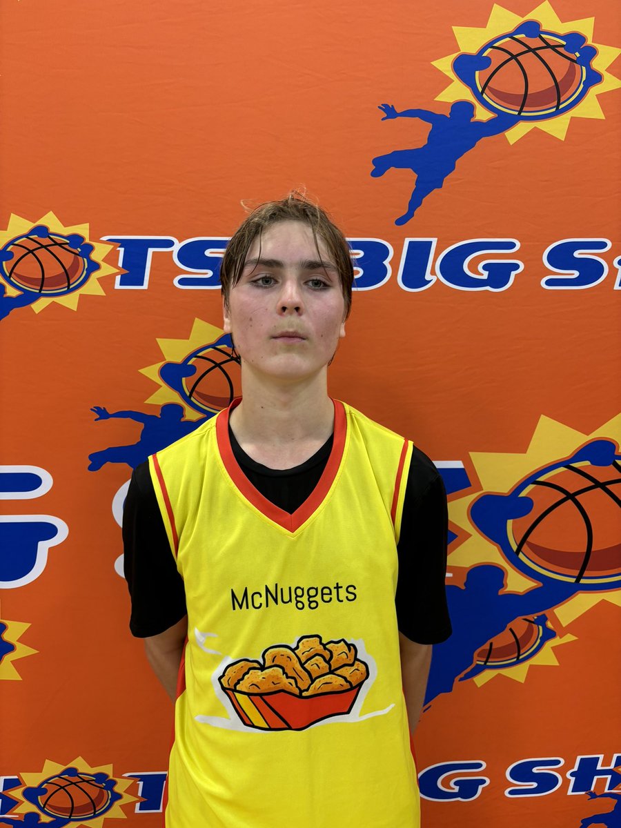 BigShotsGameMVP's tweet photo. #BIGSHOTS #VBJAM

14U 

Team Loaded  14u Black- 50
#5 Jakurr Edwards 12pts
#9 Mare Williams 12pts

McNuggets-  65
#7 Grant Rohner 20 pts 
#12 Danny Howerin 15pts

@Bigshotsglobal https://t.co/nPysyl5ein
