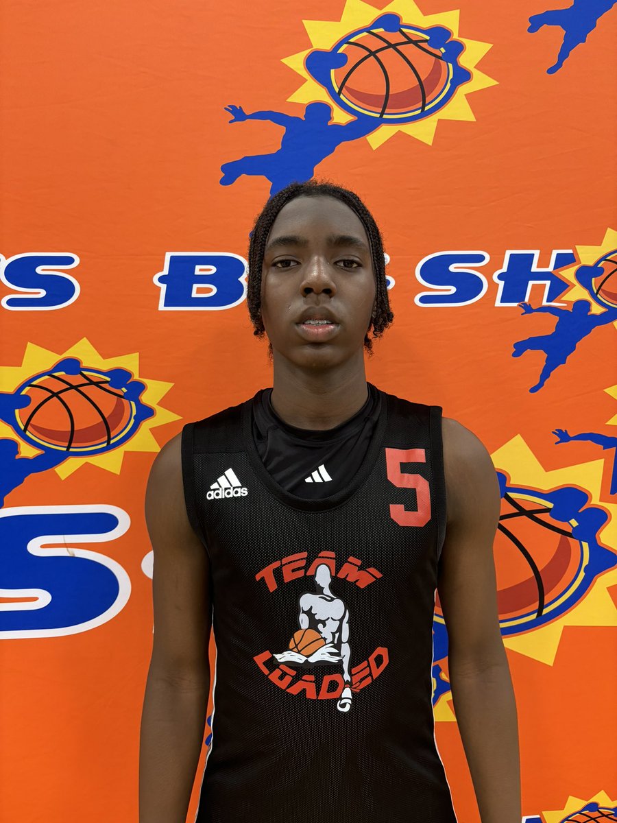 BigShotsGameMVP's tweet photo. #BIGSHOTS #VBJAM

14U 

Team Loaded  14u Black- 50
#5 Jakurr Edwards 12pts
#9 Mare Williams 12pts

McNuggets-  65
#7 Grant Rohner 20 pts 
#12 Danny Howerin 15pts

@Bigshotsglobal https://t.co/nPysyl5ein