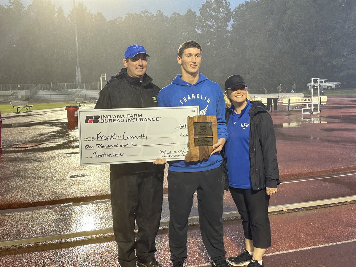 Congratulations JD Sever!  Well deserved honor. Thank you ⁦<a href="/IHSAA1/">IHSAA</a>⁩ for this wonderful recognition!