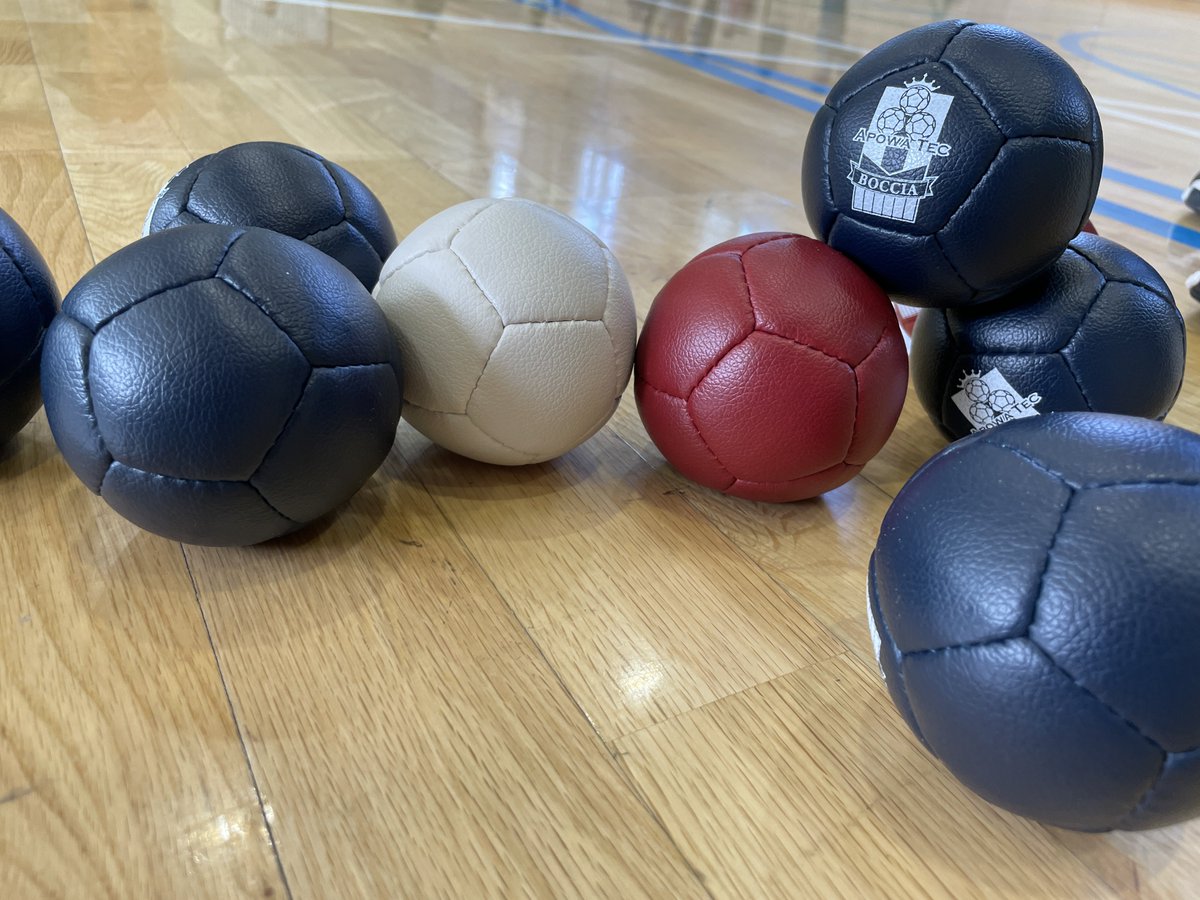 Hinotama_S's tweet image. 【ボッチャ個人リーグ戦 #BFBL 第1節】

6/1(土) 記念すべき第1節を開催しました！
9名で総当たり戦を行いました！
ボッチャ2回目の方から、最近マイボールを購入して熱量がどんどん上がってる我々まで、様々な参加者がいましたが、みんなでワイワイ楽しく試合をしました！