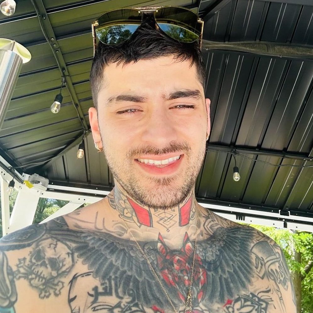 ZQUADVERSE's tweet photo. This man never ages. https://t.co/yL8VUMhE1L