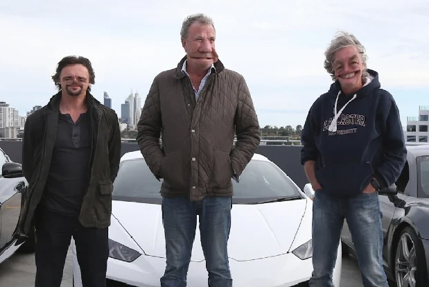 SirSwagYT's tweet image. This month on Bottom Gear:

-Clarkson acts as Donald Trump's defense lawyer

-James fires Stinger Missiles in Ukraine

-And Hammond Crashes a helicopter containing the Iranian President

youtube.com/watch?v=0FX5-x…