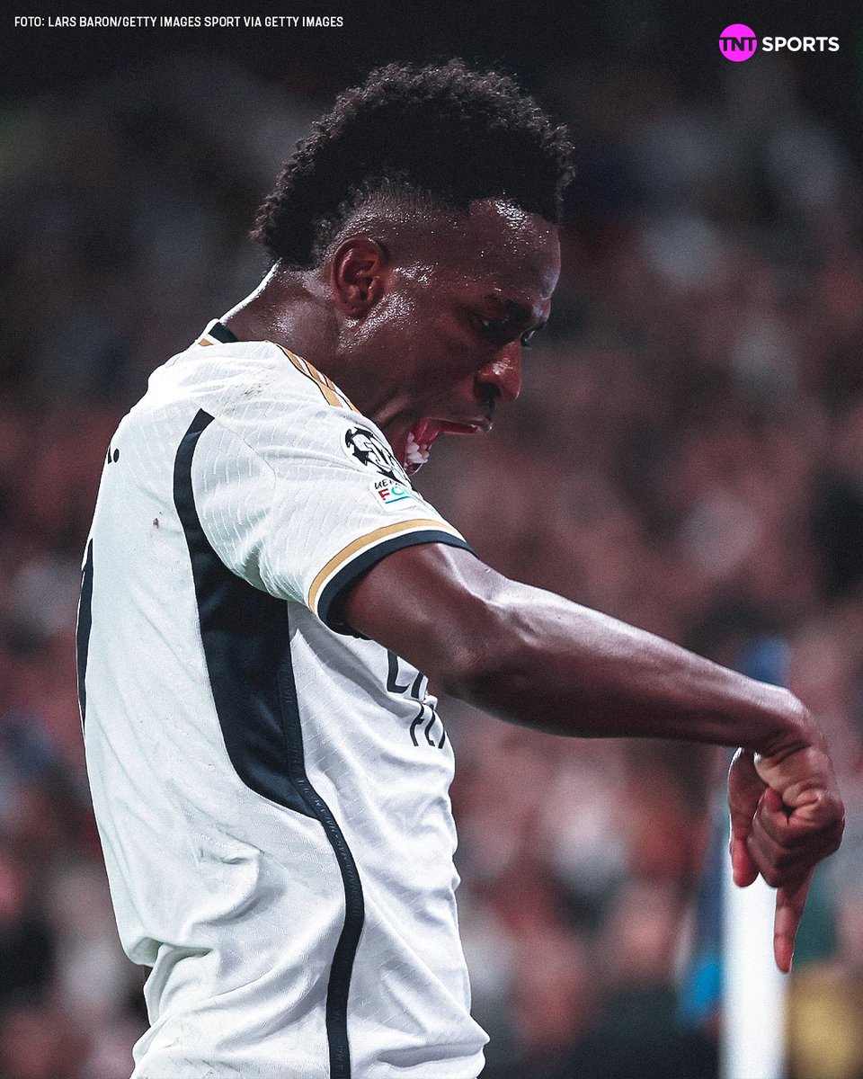 DUAS FINAIS DE CHAMPIONS E DOIS GOLS! ⚽⚽ MOSTRA PRA ELES QUEM TÁ AQUI, VINI! VEM LOOOOGO, BOLA DE OURO! 🇧🇷🥇😜 #CasaDaChampions