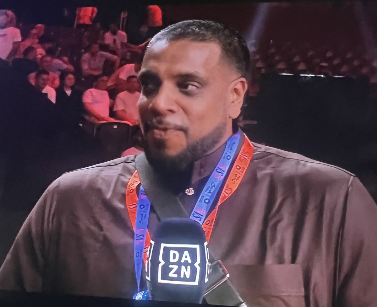 SpurzForEver's tweet image. #Romesh looks good 😊