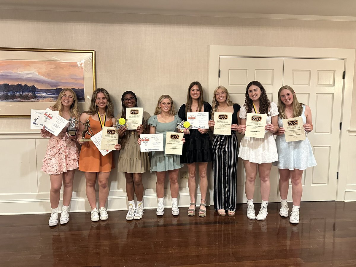 Wrapped up my senior softball season yesterday with a Section 4AAAA Second Place Finish. So excited to receive All Conference Honorable Mention and All State Academic Awards. So proud of this team and can’t wait to see the future of Woodbury Softball! 💙