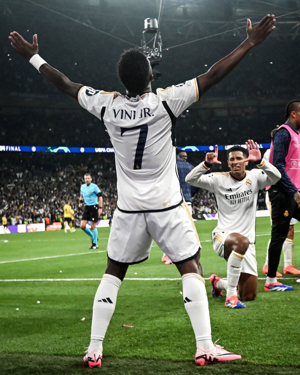 Superando Lionel Messi, Vinicius Jr. é o jogador mais jovem da história a marcar em 2 finais de Champions League!

Como é bom ter um brasileiro no topo pra se orgulhar!🇧🇷