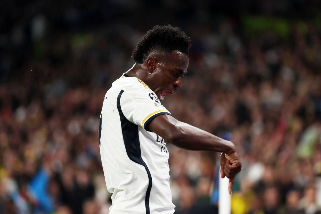 PREDESTINADO! 🌟

Vini Jr é o primeiro jogador brasileiro a marcar gols em duas finais de Champions League!

📸 Getty